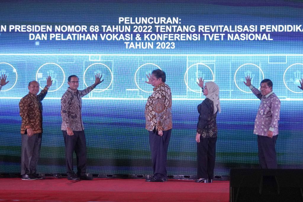 Airlangga: Pendidikan Vokasi Butuh Peran Aktif Dunia Usaha
